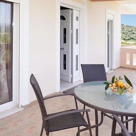 Argyro Apt - Spacious 3bd In Peaceful Village Lägenhet *