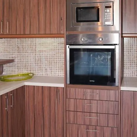 Argyro Apt - Spacious 3bd In Peaceful Village Daire Hanya